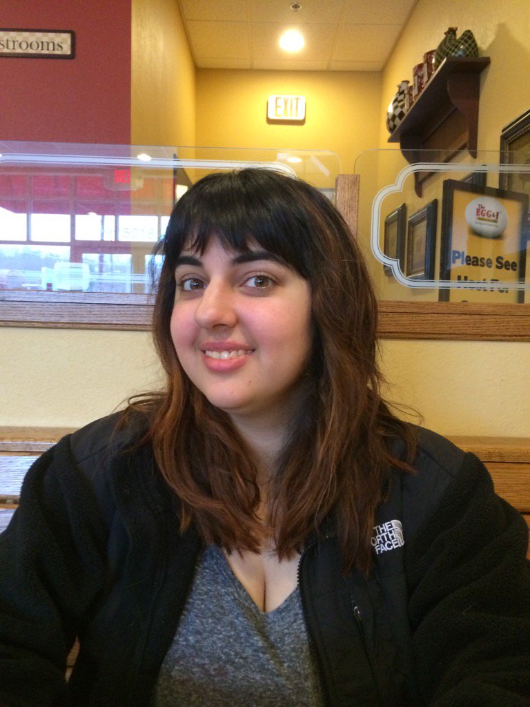 Enjoying the morning with my little girl@danimansouri <a href="/madisonmitra/">Madison Mansouri</a>