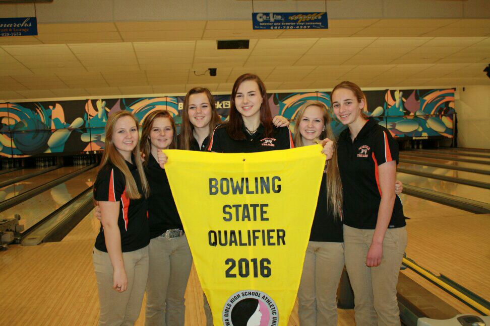 FHSTrojans's tweet photo. FHS Girls Bowling team with their State Qualifying Banner! Go Trojans! #OneFairfield https://t.co/EvTQg1HHNG