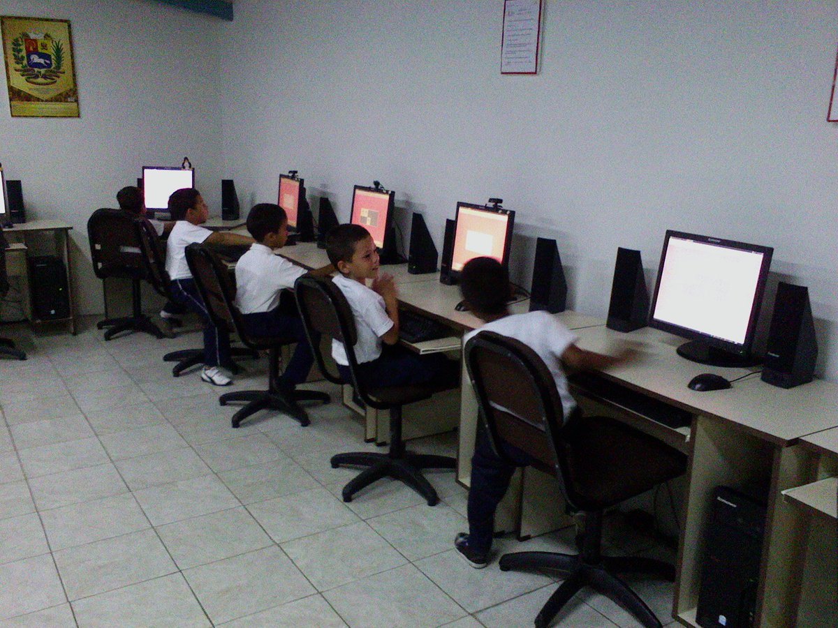 cbit_lahoyada's tweet photo. Cbit La Hoyada Trabajando con Actividades Digitalizadas dirigida a los Estudiantes de 3er grado. @Fundabitrujillo https://t.co/my1prNS9A8