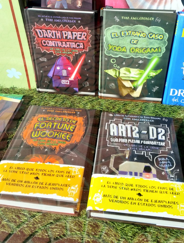 cheshirelibrotk's tweet photo. Se necesita la sabiduría de Yoda para sobrevivir a la escuela #StarWars #Yoda #DarthPaper #origami @RocaEditorial https://t.co/8BOem2Mo8U