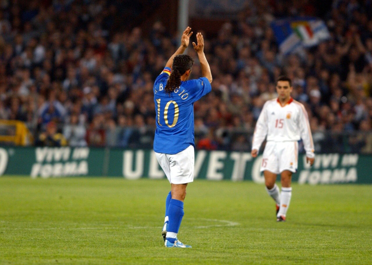 サッカー元イタリア代表ロベルト・バッジョがディアドラの