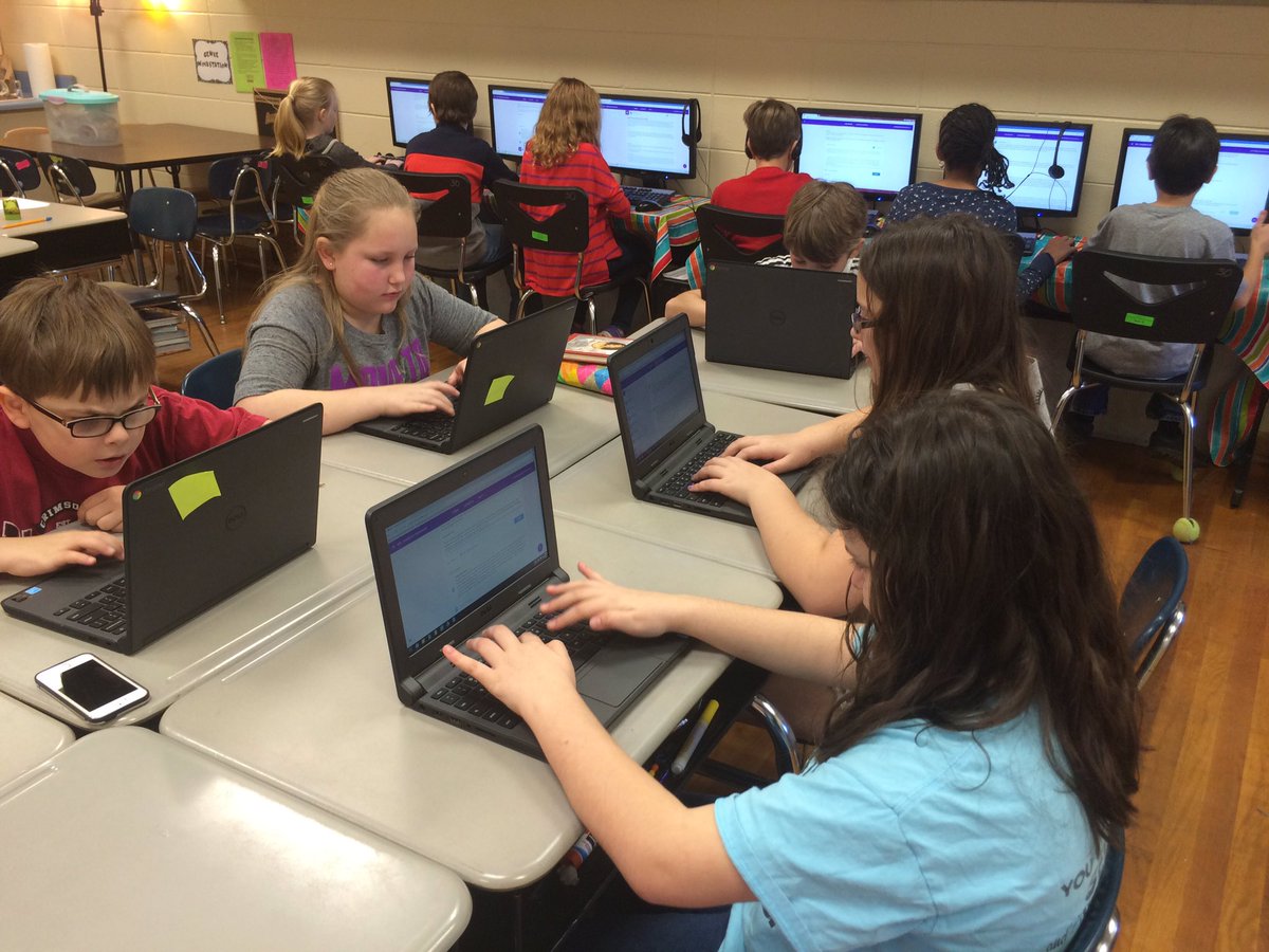 Kristina_Byd's tweet photo. Working hard on Google Classroom today! #DLDay #ECSLearn https://t.co/fLhCYAlQZA