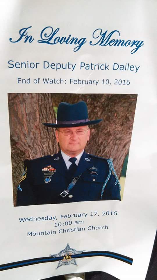 TeamLopeOnBB's tweet photo. #Hero #HarcoStrong #HarfordStrong Laying a True Hero to Rest. ๐ญ๐ฎ๐๐๐๐๐๐ข #ThinBlueLine #DeputyWife https://t.co/EV9LNRqyni