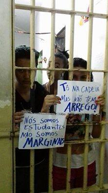 brunnarosa's tweet photo. @rizzomiranda @RaquelATeixeira #AEducaçãoEsclarece Prender os alunos pode? se  for moderninho nas redes? https://t.co/mg0ZBKZ1HZ