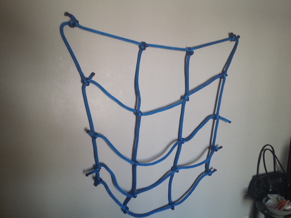 TheNinjaCabin's tweet photo. Cargo Net tied, #boomsticks came in from @3BallClimbing. Good week! 42 degrees on Saturday, ninja cabin here I come https://t.co/uSq5jQ0Syl