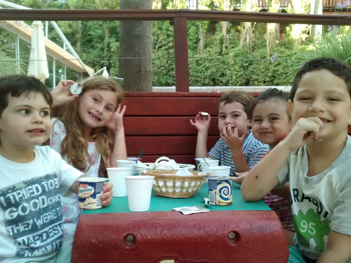 EventosAnimar's tweet image. Merienda en Princes, Cariló!