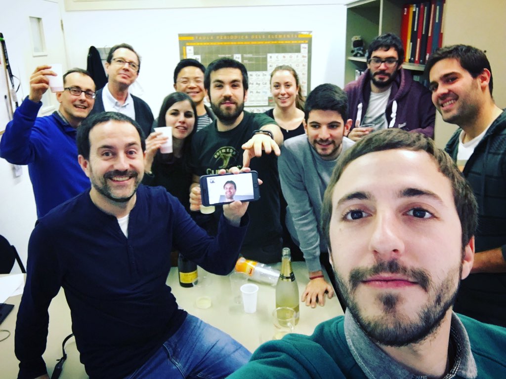 seloxcat's tweet photo. @seloxcat celebrating! https://t.co/shfWJL5gU4