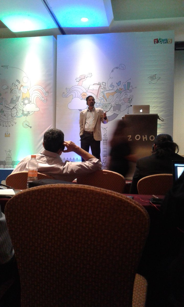 Tecfullmx's tweet photo. Discurso inaugural del SEO y fundador de #Zoho #zoholicsmx16 #tecfull https://t.co/zV4XYfCIIX