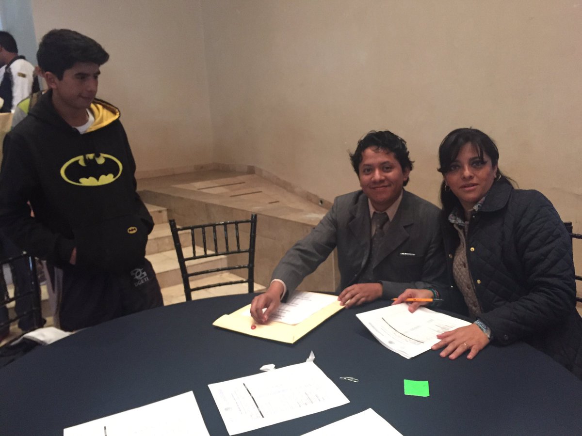 17ELDA's tweet photo. Participando en el registro de proyectos, Concurso Estatal Proyotipos DGETI HGO @neripaez @Juan_Ramro https://t.co/8GQEfmvvt7