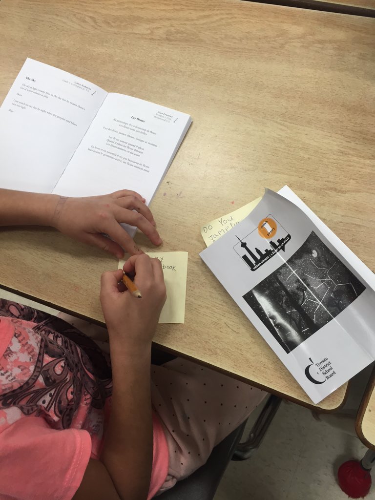 TDSB_EngLit's tweet photo. A great morning of reading poetry at Rose Ave. #urbanvoices #linkingthinking #learningstance @tdsb https://t.co/q3X2qJHfs5