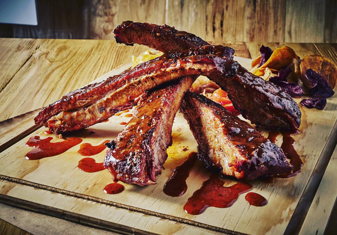 ollinvelasco's tweet photo. ¿Alguien pidió costillitas BBQ? :) https://t.co/RZPpKQwtLf Éntrenle l #SoyTuFat de hoy, ¡#FelizMiercoles! https://t.co/Vxeh5NMqzn