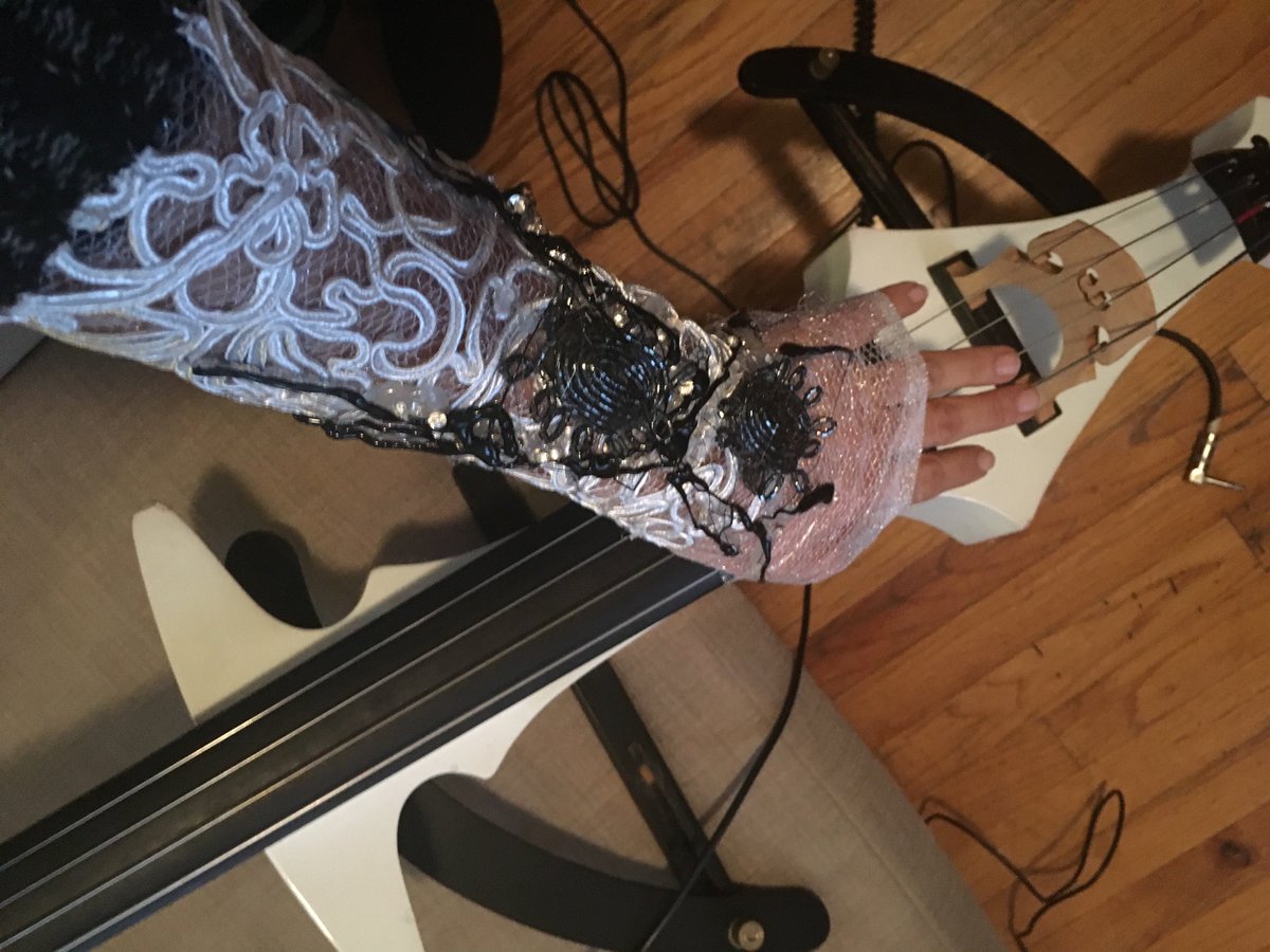 ParacademiaInc's tweet photo. Monday at @DixonPlace Instructions to Decode A(n In)human Transformation. #music by @ParacademiaLLC https://t.co/LMjHNlzI3g