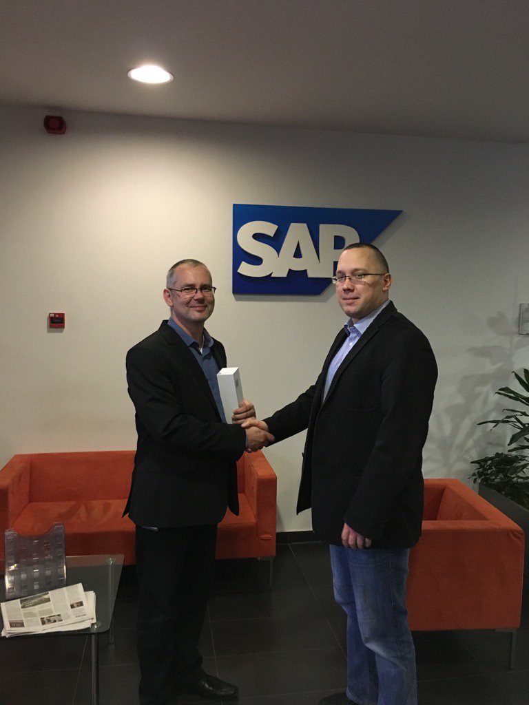 CsabaBalazsS_P's tweet photo. Awarded #SAPB1 partner Onliveit Hungary in HANA Ace competition. https://t.co/meu08kt6Pn