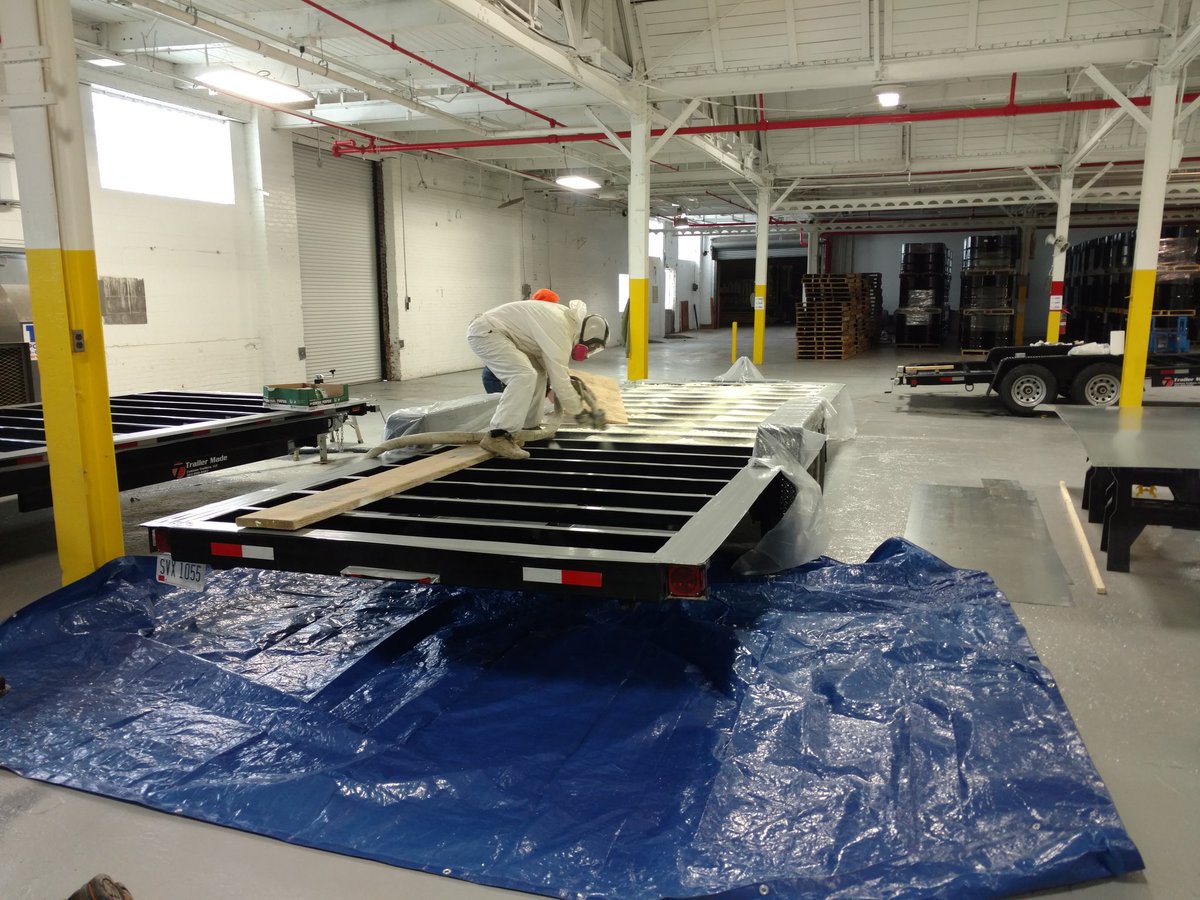 smallspacescle's tweet photo. New trailers getting prepped.  @TinyJamboree @InTheCLE @tinythingsnlife https://t.co/NtBQEqmCzJ