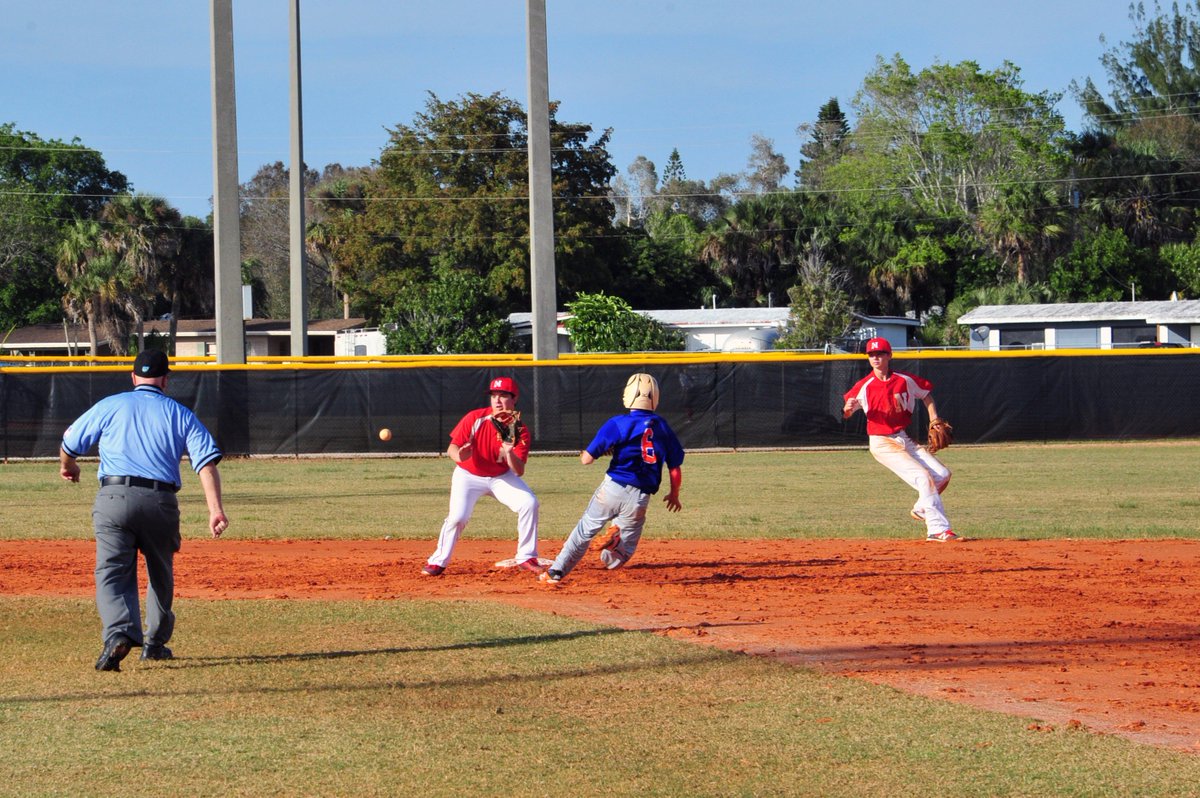 CLHS_Media's tweet photo. North v. Cape Coral
JV Baseball Feb 16, 2016
#angelaamosphotographer @NFMHSAthletics @NorthFtMyersHS @NFMBaseball https://t.co/wQJxsWOaTH