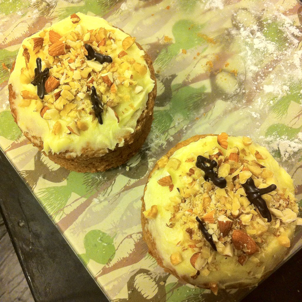 PatagoniaBakery's tweet photo. #minicake de banano y coco https://t.co/gztxAEmNfX