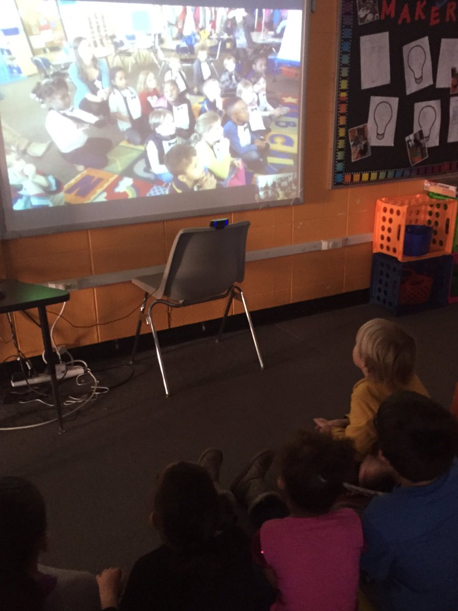 HallFletcherAVL's tweet photo. Skyping w/ Ms. Adams class share what we've learned about Penguins! @_learneveryday @ClaxtonElem #acsdlday #ncdlday https://t.co/lmRoxoHhB6