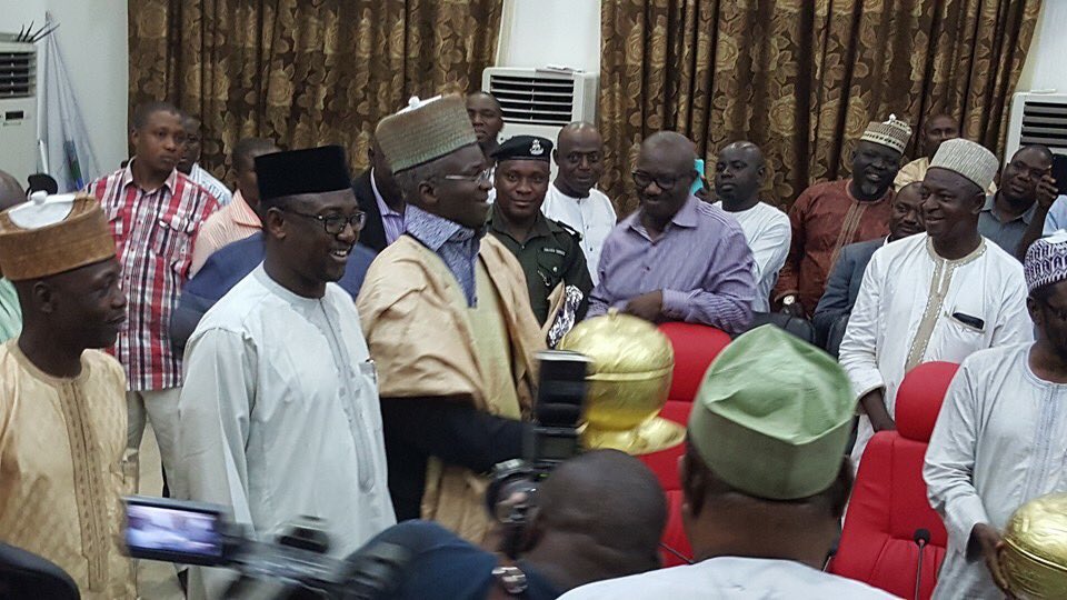 AMSACentre's tweet photo. Hon. Minister of Works, Power &amp; Housing, Mr. Babatunde Raji Fashola On A Working Visit to @NigerStateNG ... https://t.co/ehYjMGKtzi