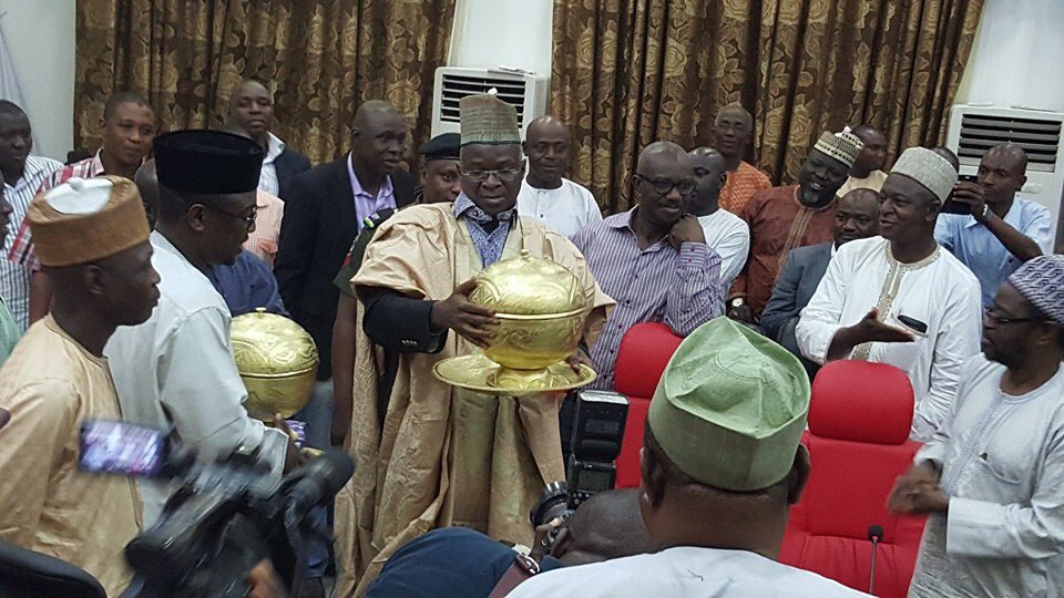 AMSACentre's tweet photo. Hon. Minister of Works, Power &amp; Housing, Mr. Babatunde Raji Fashola On A Working Visit to @NigerStateNG ... https://t.co/ehYjMGKtzi