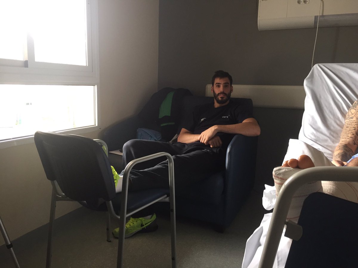Caceres_Basket's tweet photo. El colmo del infortunio: @terve_13 KO también tiene roto el quinto meta y dice adiós a la temporada #ÁnimoAña https://t.co/nlzaXGakQN