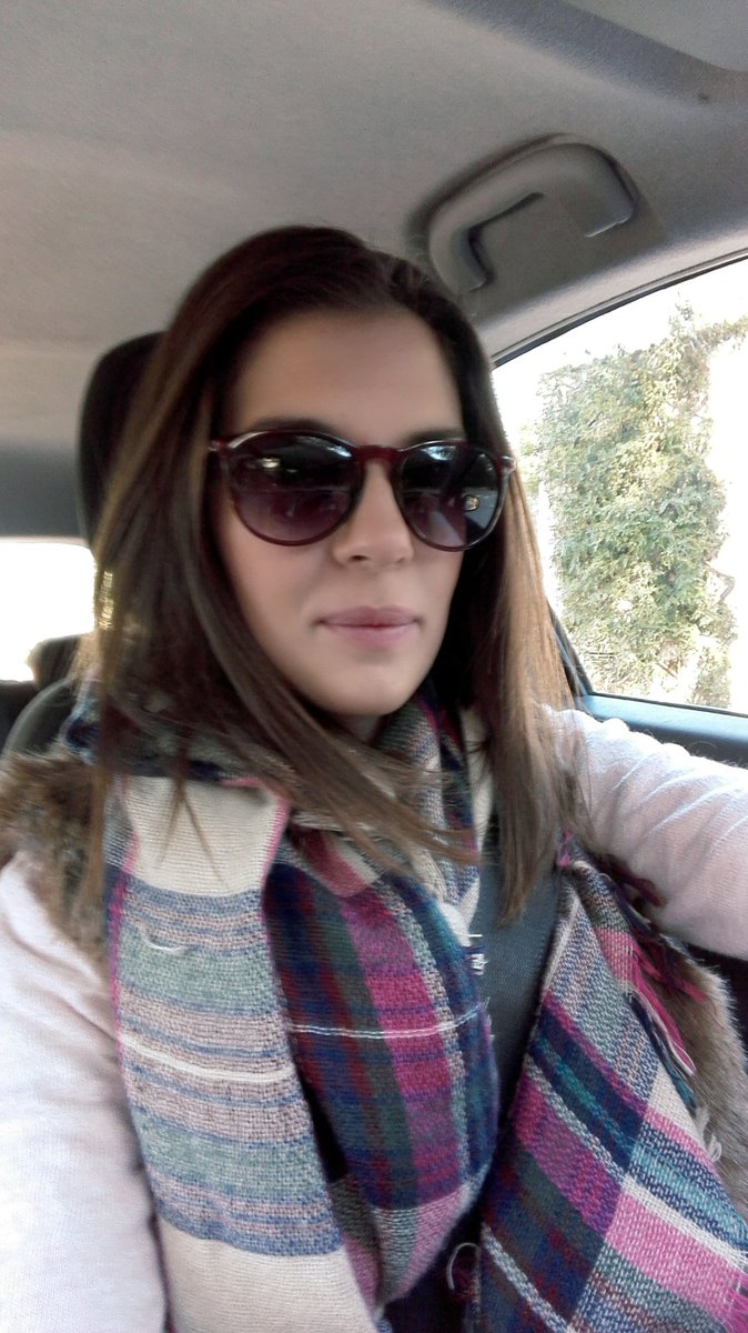 MoniDimech's tweet photo. @mo_multiopticas siempre #mejorcongafas !!! https://t.co/1SYtsSUNDf