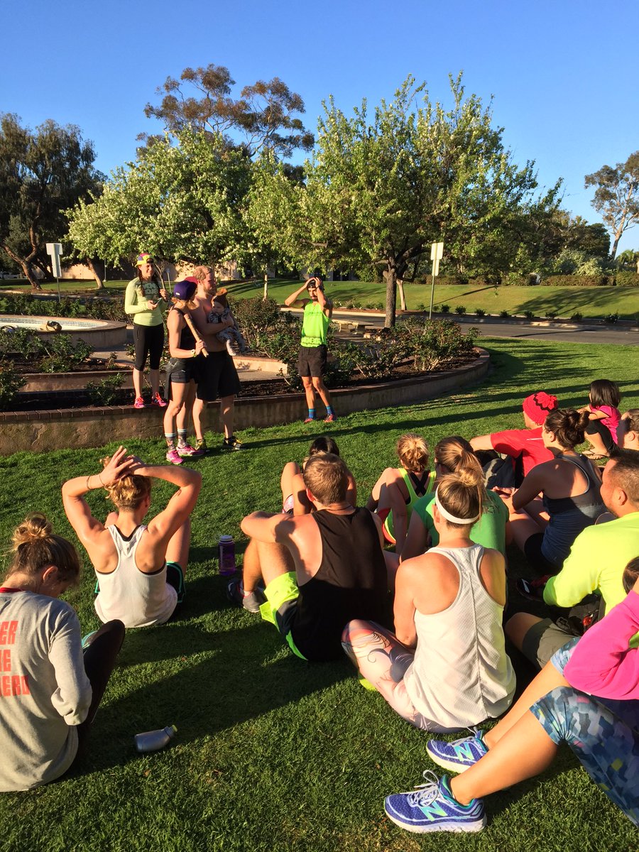 big_redd321's tweet photo. @ArgoBatts with babies @Nov_ProjectSD asking me to tell the tribe about winning #NP_Homework. Great times SD. https://t.co/rp0LkBzroW