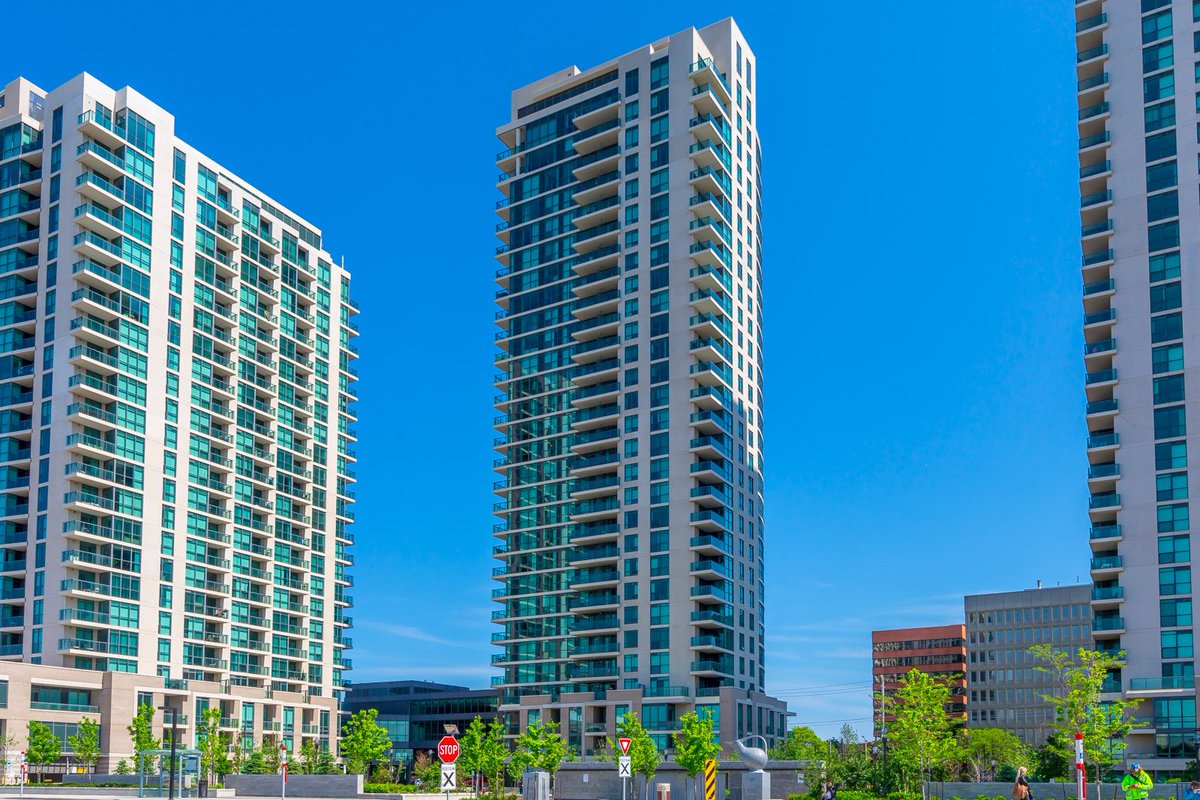 EtobicokeAgent's tweet photo. Just listed a sleek 1BR at #OneSherway. Perect starter home or investment at only $279,900. https://t.co/TDzJwxE21j https://t.co/iJiewTqZ2v