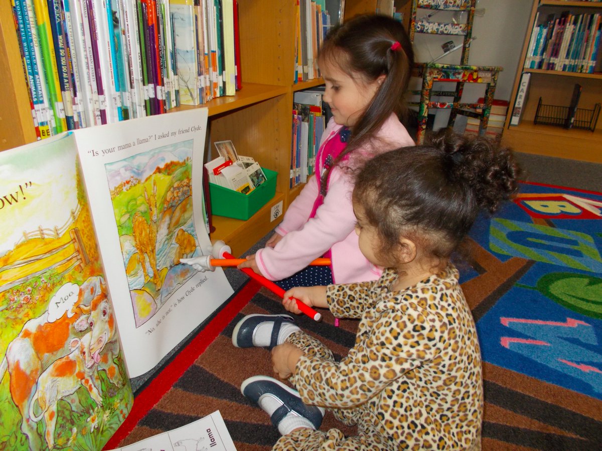 romenendez14's tweet image. Storytime at #CannadayES, our little ones have a blast with literacy activities! @misdlibrary @TXLA