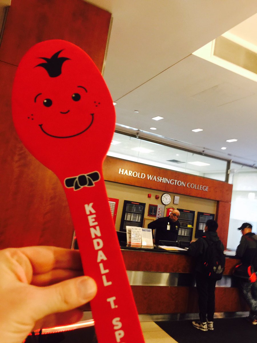 JTKendallField's tweet photo. Im in the lobby, come talk to me about our transfer award ! @HW_College @KendallCollege #kendalltspoon https://t.co/4JoEllAQwD