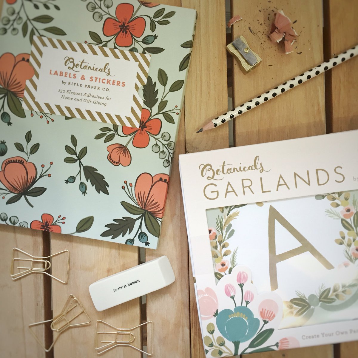 Pretty things! <a href="/katespadeny/">kate spade new york</a> <a href="/RiflePaperCo/">Rifle Paper Co.</a> <a href="/ChronicleBooks/">Chronicle Books</a> #floral #pretty #stationery #shoplocal