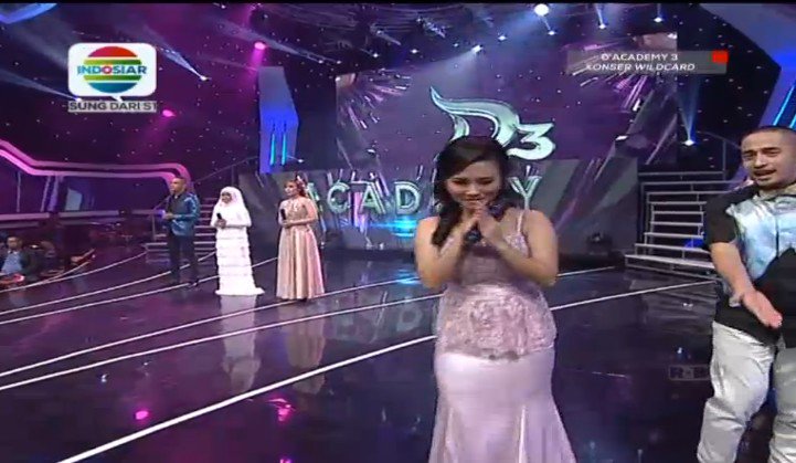 Selamat @DA3_SarahRizkia berada di posisi aman #DAcademy3