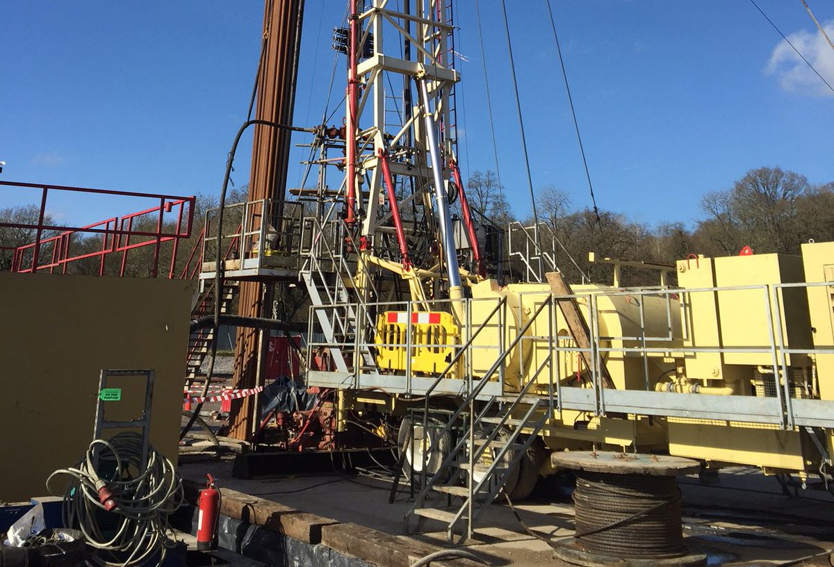 GoingPostalBlog's tweet photo. UK oil and gas bonanza https://t.co/3n9GMZ44c4
#GoingPostalBlog
#NoOneReadTheComments https://t.co/v3542ra1ku