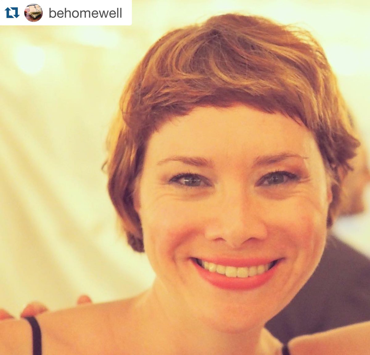 BeHomeWell's tweet image. Learn more about BeHomeWell - from inspiration to current mission - in this intimate Q&amp;amp;A at slowitdowngirl.com/2016/02/12/qa-…