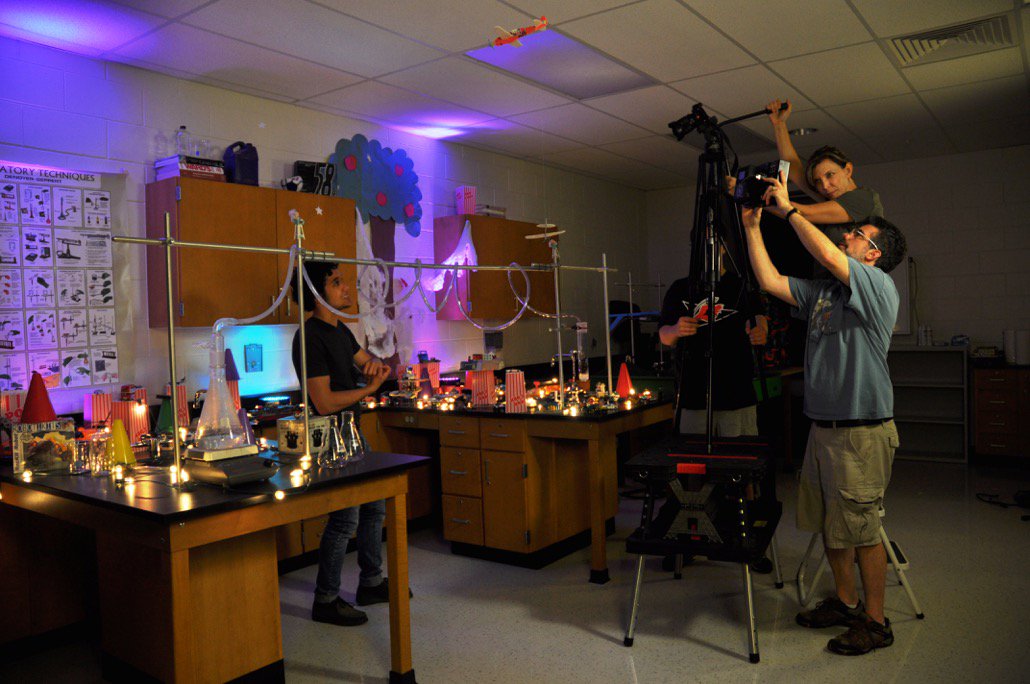 Awesome guest post on "The Evolution of the Creative Professional" by <a href="/walterbiscardi/">walter biscardi</a> ow.ly/YrenW