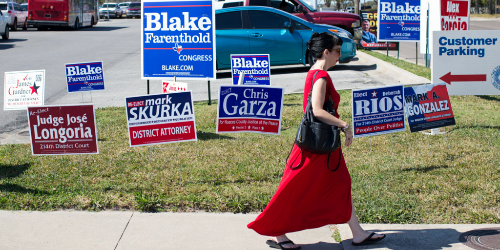 callerdotcom's tweet photo. #CCelect: Early voting in #CorpusChristi begins with excitement, debates, no hiccups: https://t.co/Nx2vV38JA8 https://t.co/p1sKO9iYnP