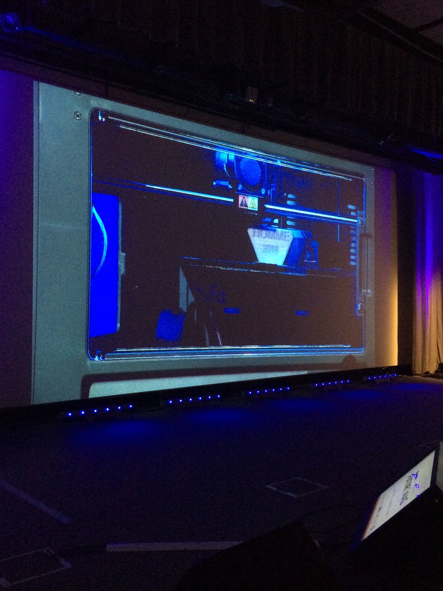 FUTUREMAG tweet media