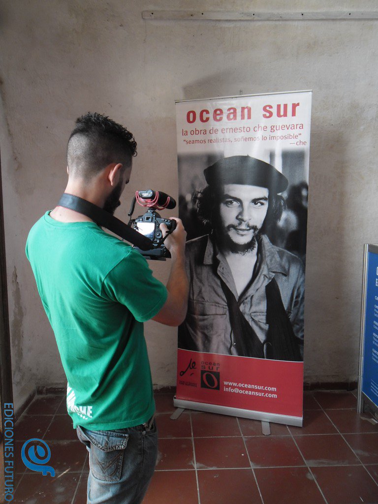 EditorialUCI's tweet photo. Destacamos la interesante propuesta de #OCEANPress y #OCEANSur en #FILCuba2016 https://t.co/BRlYdpHkDo
