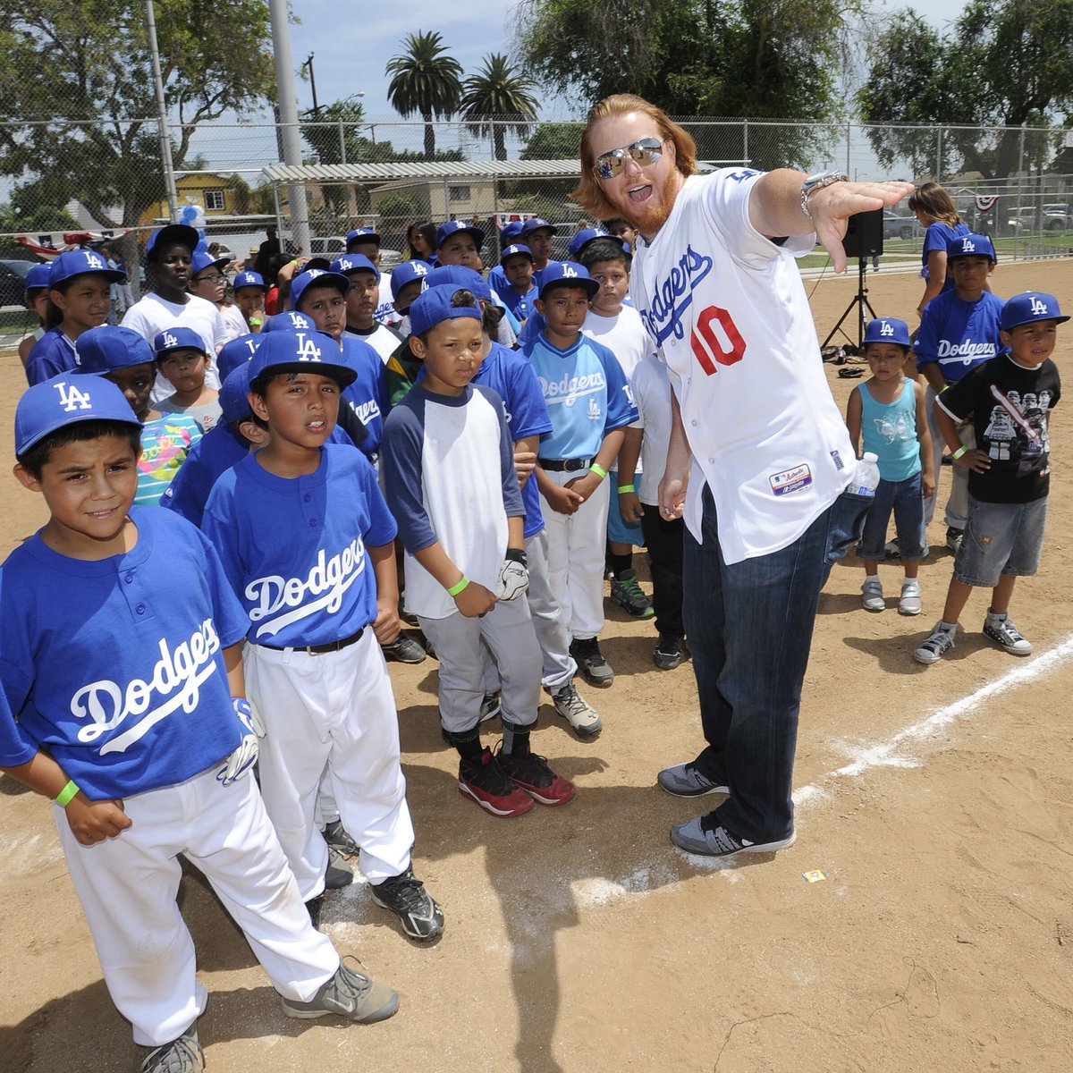 DodgersFdn's tweet photo. Stay tuned for updates on our programs, charitable giving &amp; fundraising events! Link in bio #LADF https://t.co/SVyPmN2Oqu