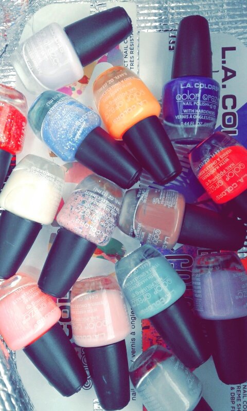 jaackrivera's tweet photo. Cuando mi papá sabe mi amor por los esmaltes. #LAcolor #myfav #usa ♡💅 https://t.co/dvqOWp415d
