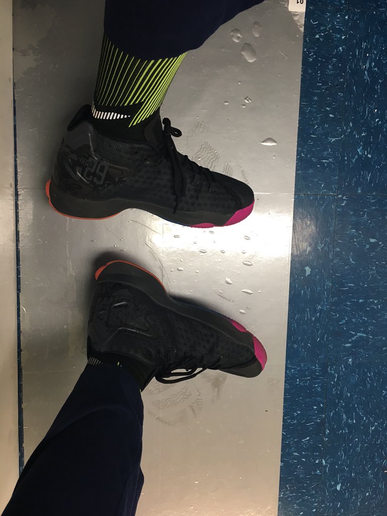 gockelmd's tweet photo. @nicekicks surgical mood of the day #M12 https://t.co/2CD75JGddr
