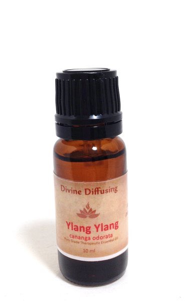DivineDiffusing's tweet photo. If you don't have essential oils yet, don't fret friends, we have an assortment! Starting from $12-$16 https://t.co/SnRxFpaaMt