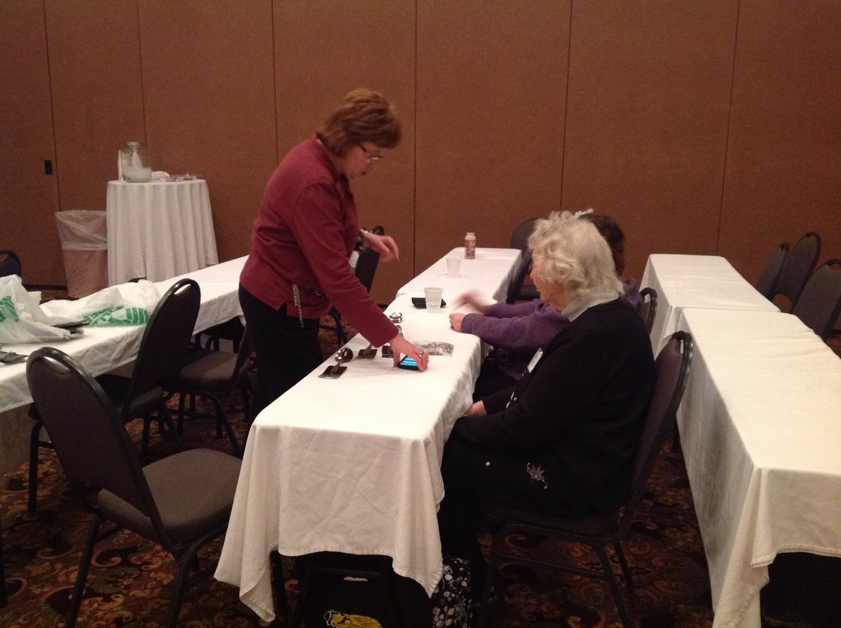 Fun Pinterest Sessions Beading Silverware and Creatively Folding Towels Do you see some swans? #PurdueWIA2016