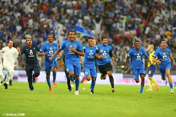 sa_9_mi's tweet photo. #الهلال 

عطونا الكأس الثالث .. 💙🏆 https://t.co/wBNCVpwOEr