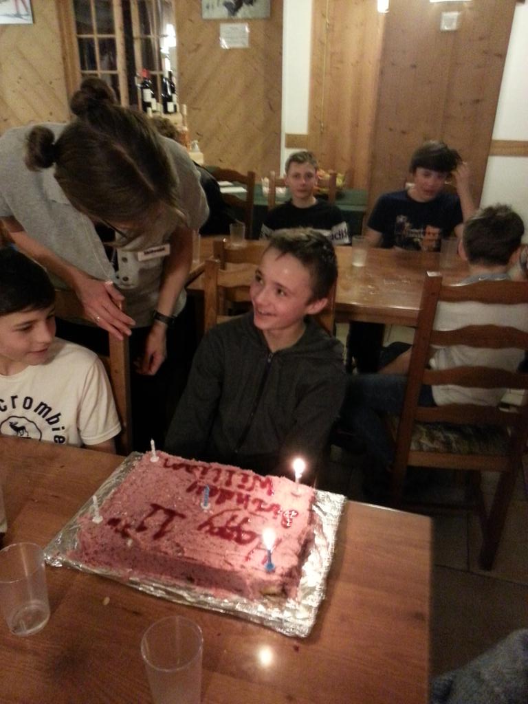 JuniorFreemens's tweet photo. Junior school ski trip 2016 - happy birthday William #CLFSski2016 https://t.co/wpJgtP31MQ