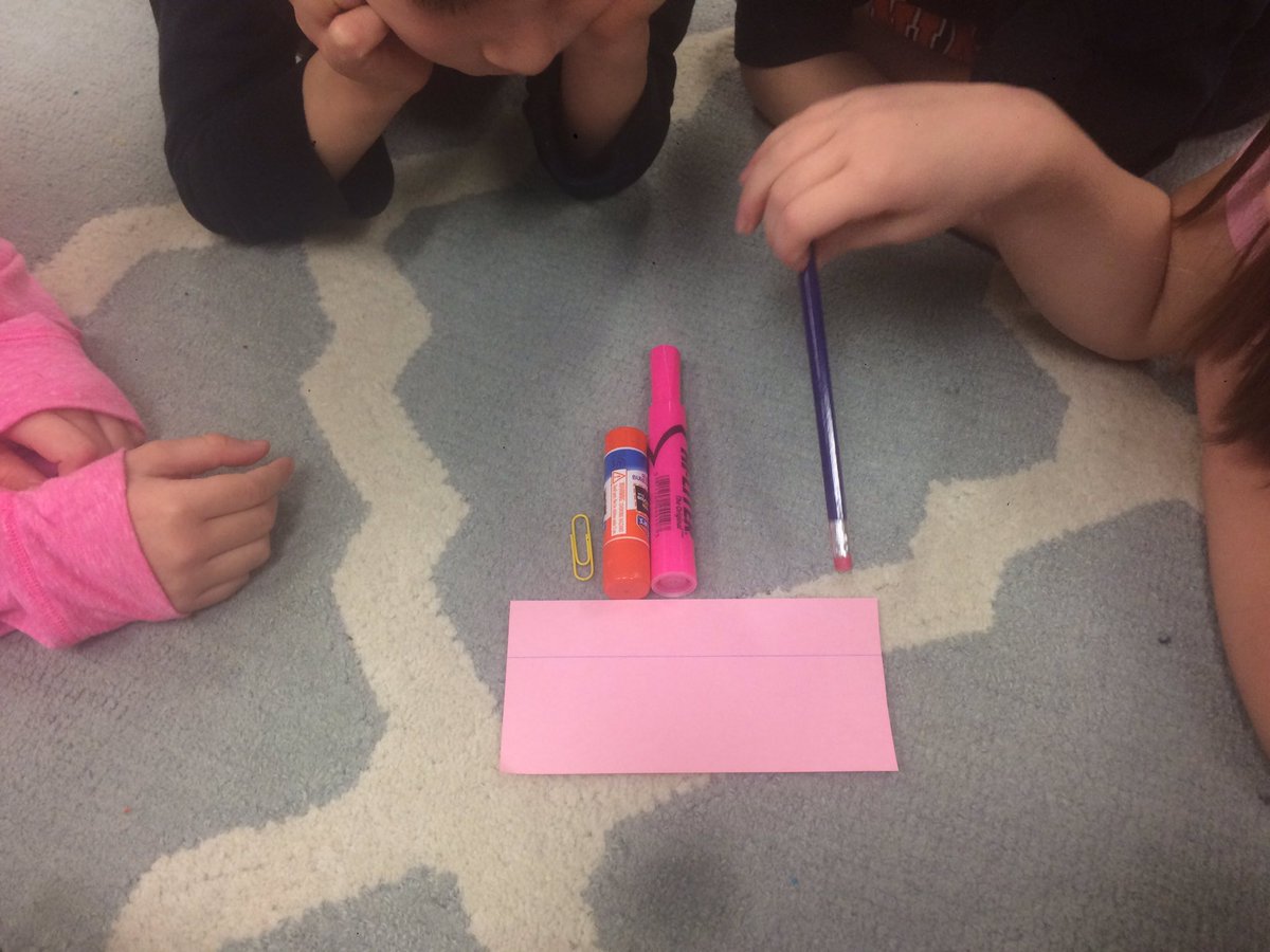 MrsBrosigsClass's tweet photo. We are comparing objects by size and ordering shortest to longest during this very short week! https://t.co/LHu73Mnvpl