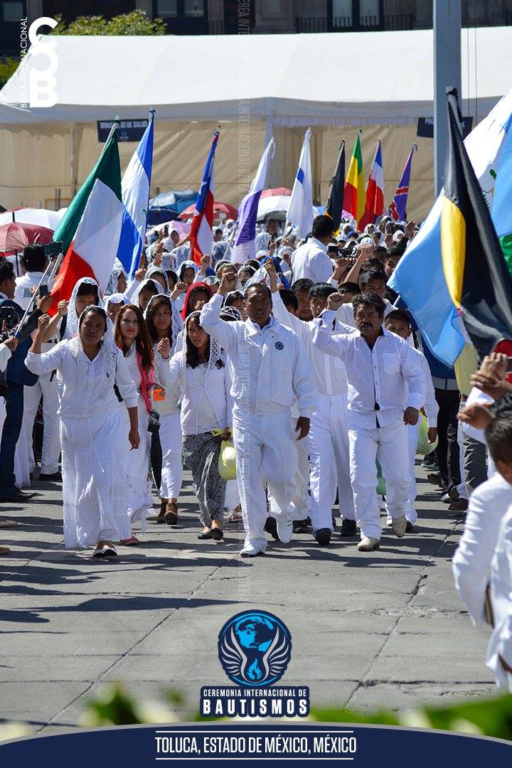 BereaInter's tweet photo. Ceremonia Internacional de Bautismos

Toluca, Estado de México

#LdmBautismos
#SoyLuzdelMundo 
#BereaInternacional https://t.co/mKOfDmZMue