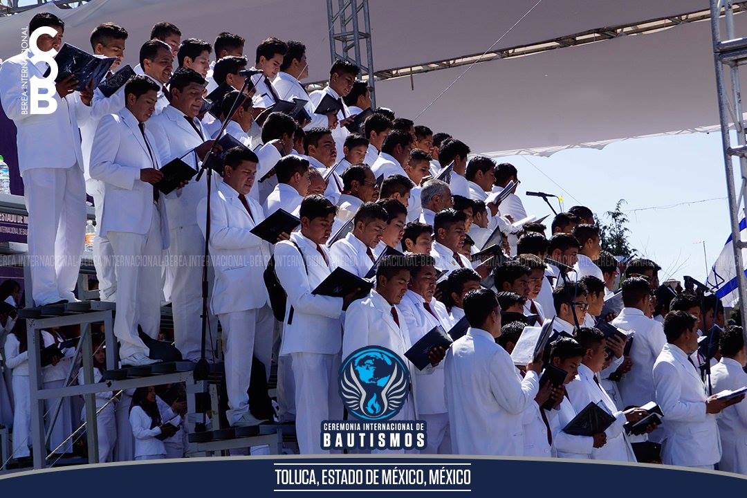 BereaInter's tweet photo. Ceremonia Internacional de Bautismos

Toluca, Estado de México

#LdmBautismos
#SoyLuzdelMundo 
#BereaInternacional https://t.co/aNtngiEIIG