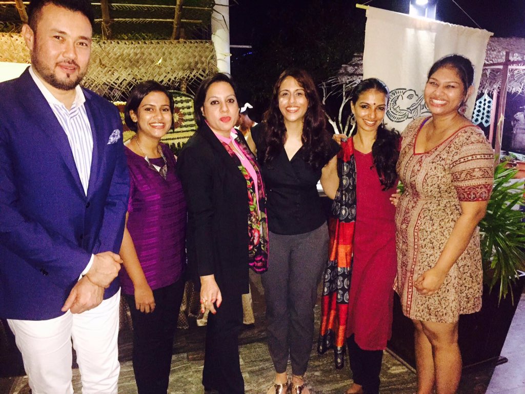 ShayaniW's tweet photo. #GlobalShapers: RT ColomboShapers: Meeting YGLvoices for SABI 2016 in our home city #Colombo! #YGLs, Founding Cura… https://t.co/cVA8be5TZ6