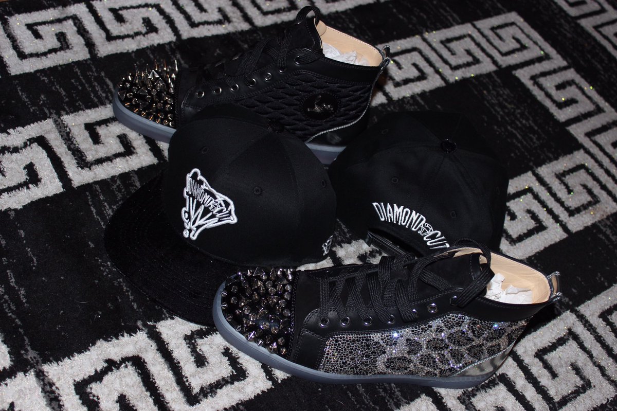 DCUTCLOTHING's tweet photo. STAY CUT ITS A LIFESTYLE https://t.co/2Gnq4YYr8q