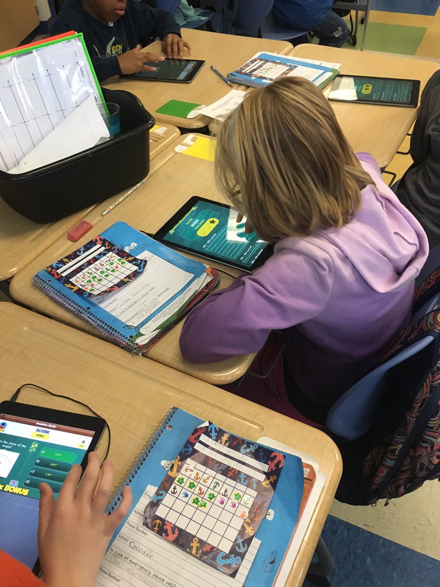 SRedman02's tweet image. #cpsandme #DLDay thanks Chris Martin for getting my class up and running #mathchamp